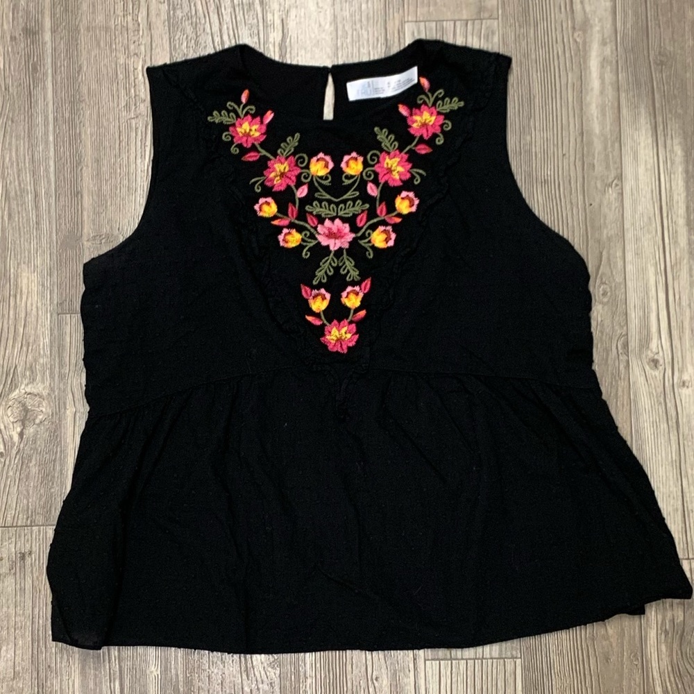 Embroidered baby doll tee